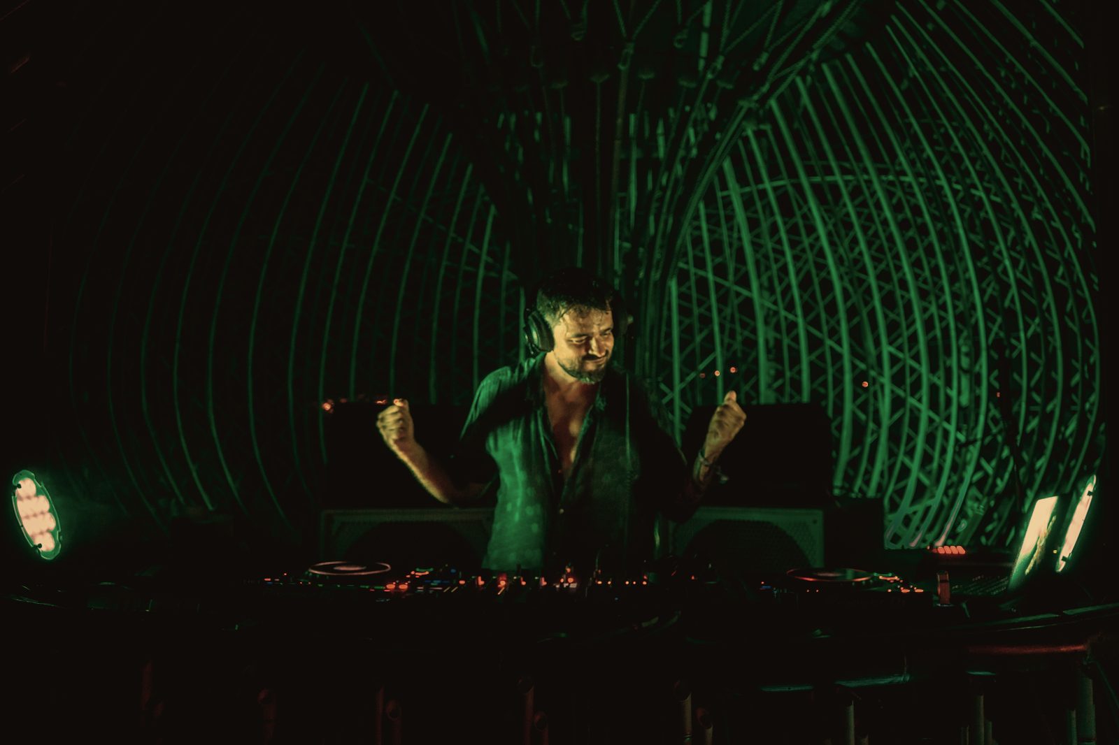 Marcelo Bergés performing live